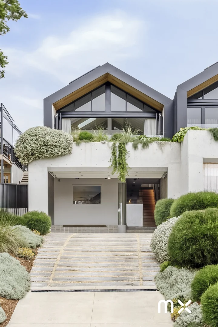 Additional image 22 of 8b Hillcrest Avenue, Woonona NSW 2517