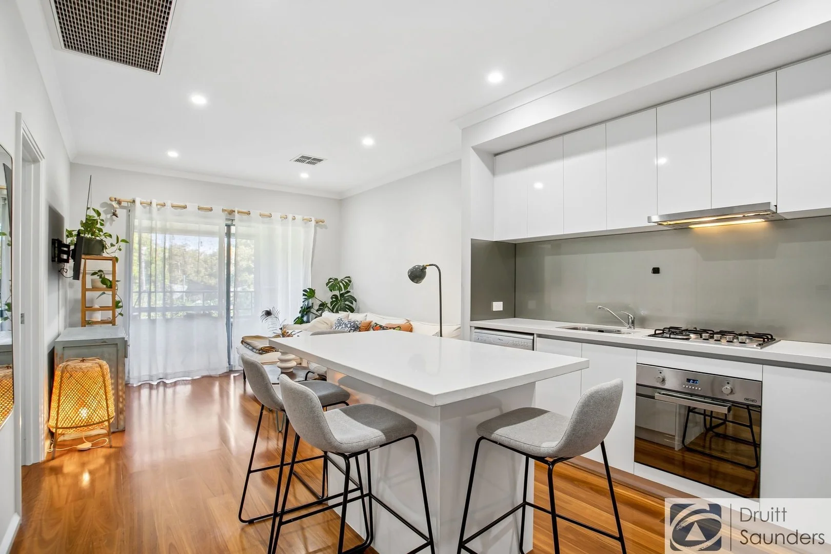 6/6 Park Way, Innaloo WA 6018