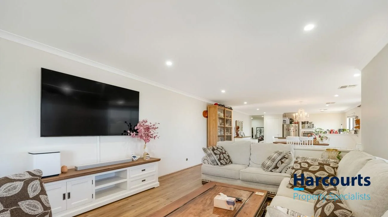 Additional image 3 of 68 Sheffield Road, Wattle Grove WA 6107