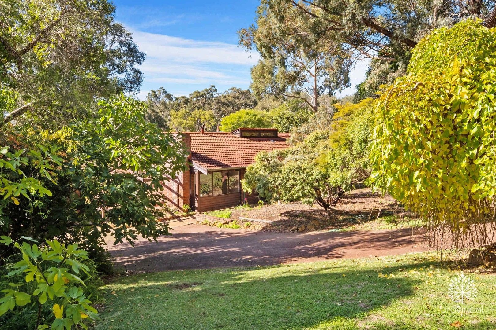 8 Robusta Road, Kalamunda WA 6076