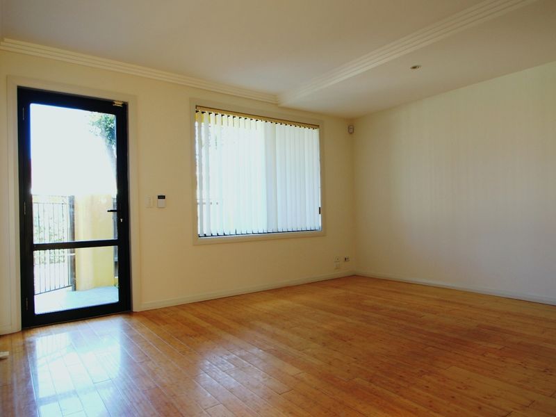 4/1719 Bonanza Parade, Sans Souci NSW 2219 Townhouse For Rent Domain