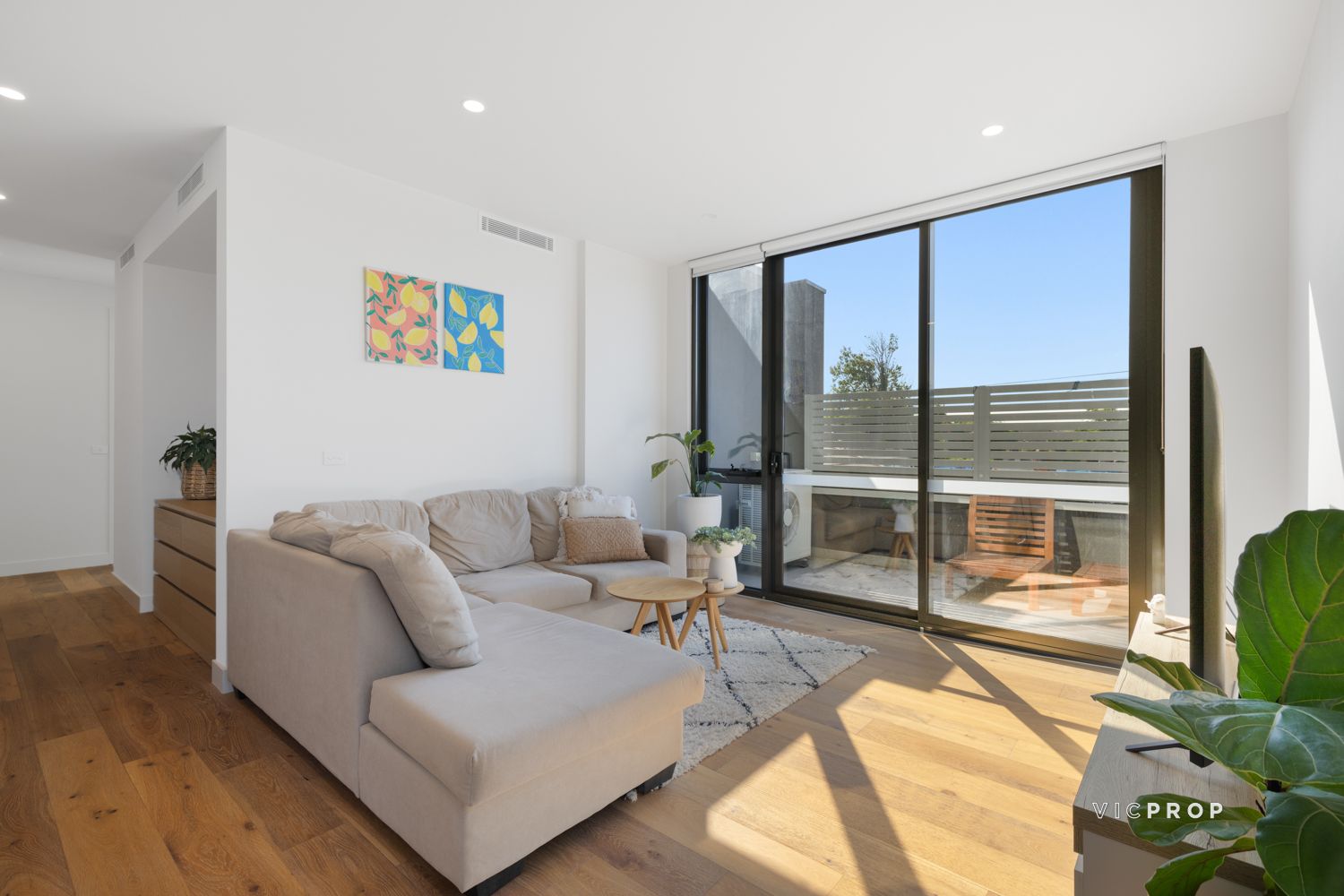 104/12-14 Quinns Road, Bentleigh East VIC 3165, Image 1