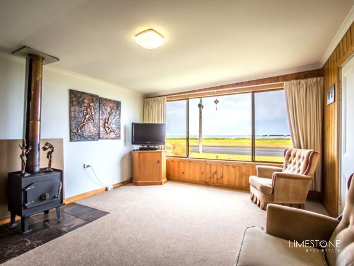 36 Sea Parade, Port Macdonnell SA 5291, Image 2