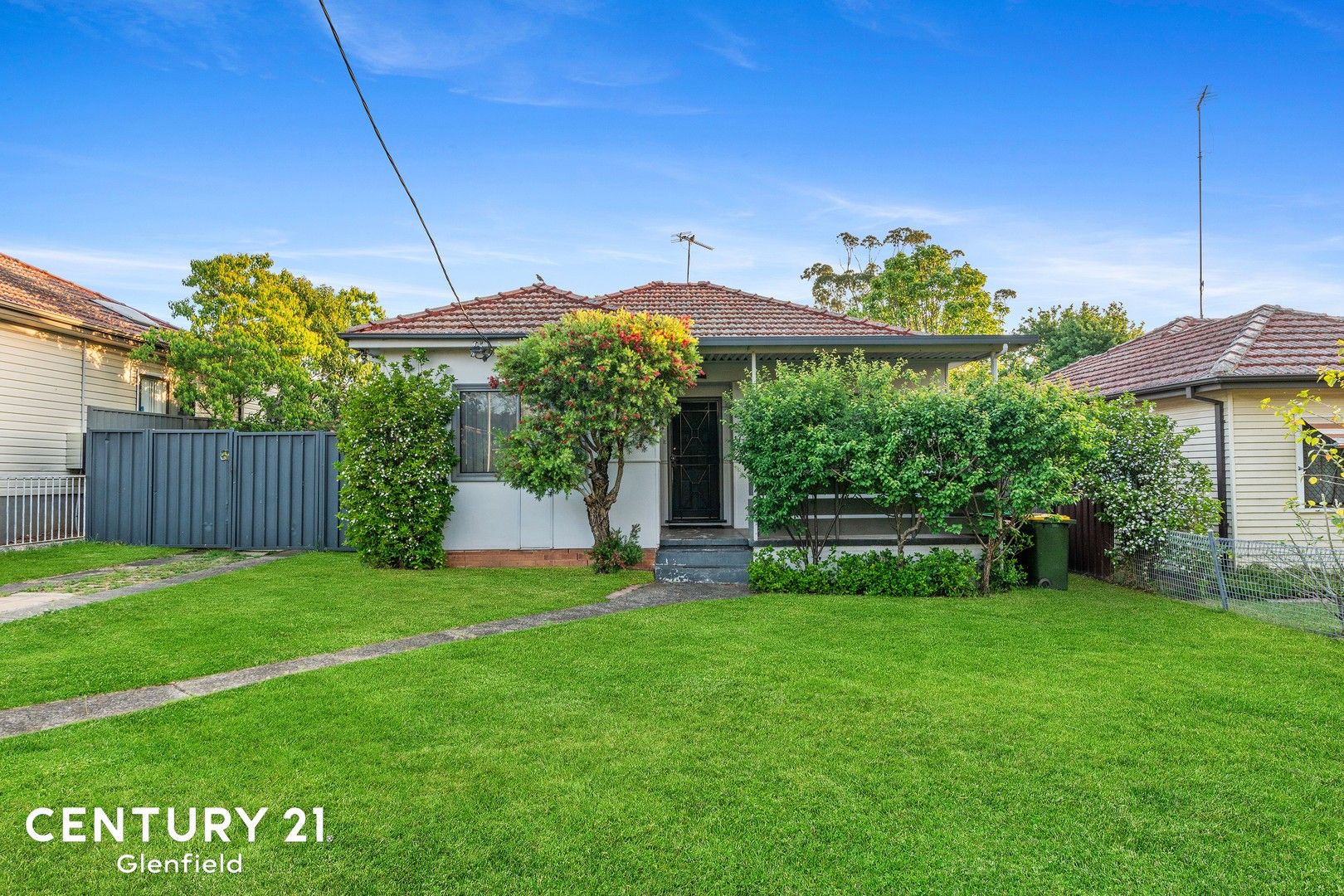 2 bedrooms House in 15 Bland Street BRADBURY NSW, 2560