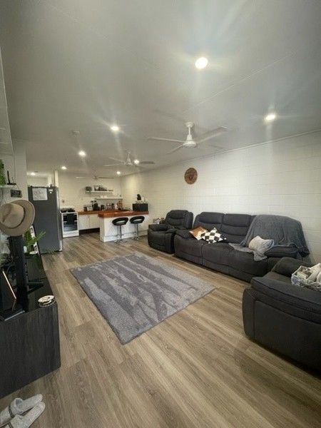 2 bedrooms Duplex in 2/19 Wattle Street KIRWAN QLD, 4817