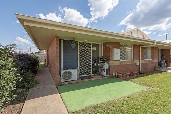 Picture of 4/306-310 James Street, HARRISTOWN QLD 4350