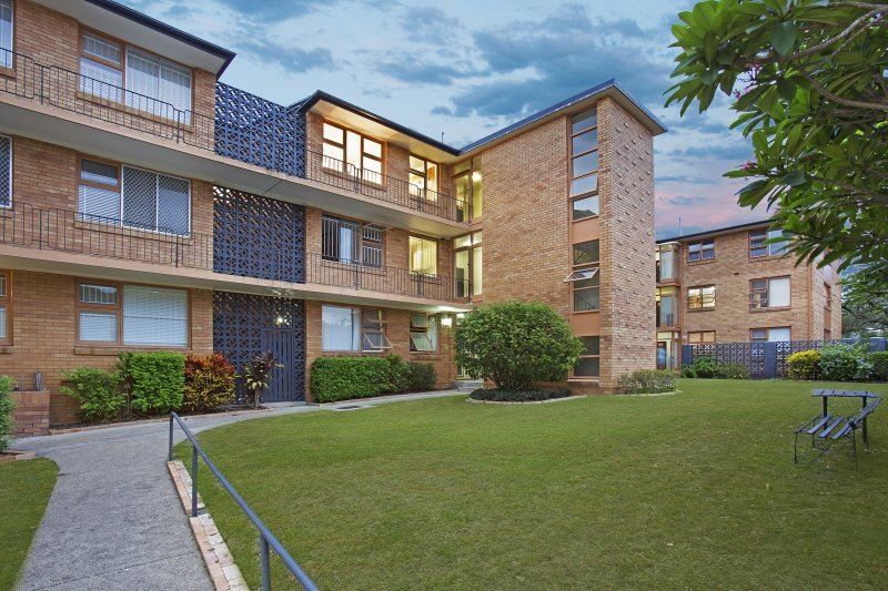 2 bedrooms Apartment / Unit / Flat in 7/16 Dovercourt Road TOOWONG QLD, 4066