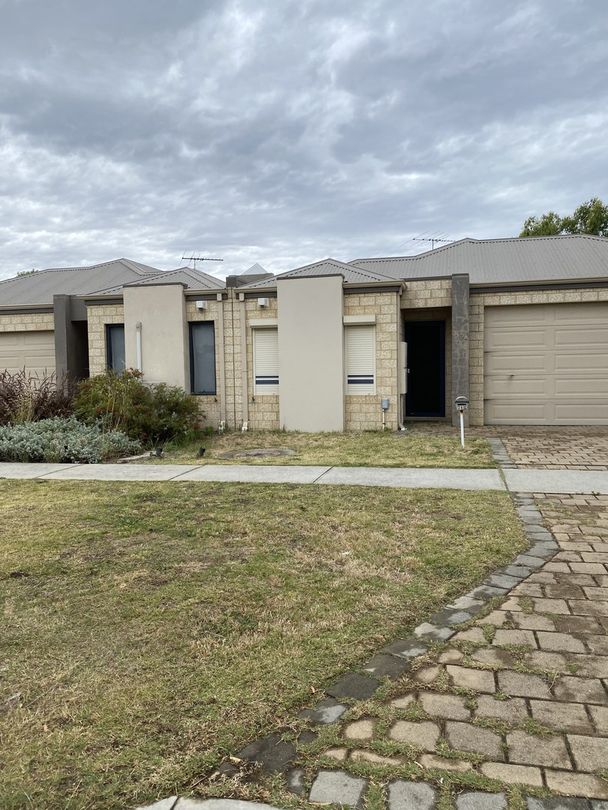 3 bedrooms Apartment / Unit / Flat in 36a Loton Avenue MIDLAND WA, 6056