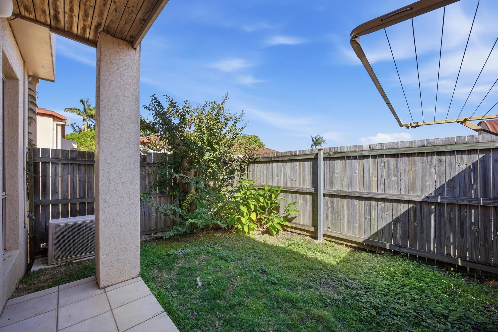 Additional image 4 of 11/96 Pohlman Street, Southport QLD 4215