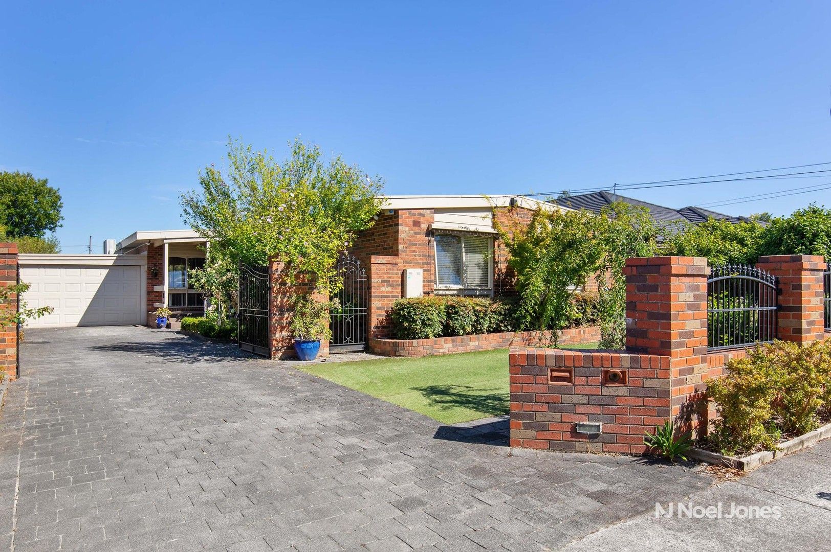 69 Allister Avenue, Knoxfield VIC 3180, Image 0