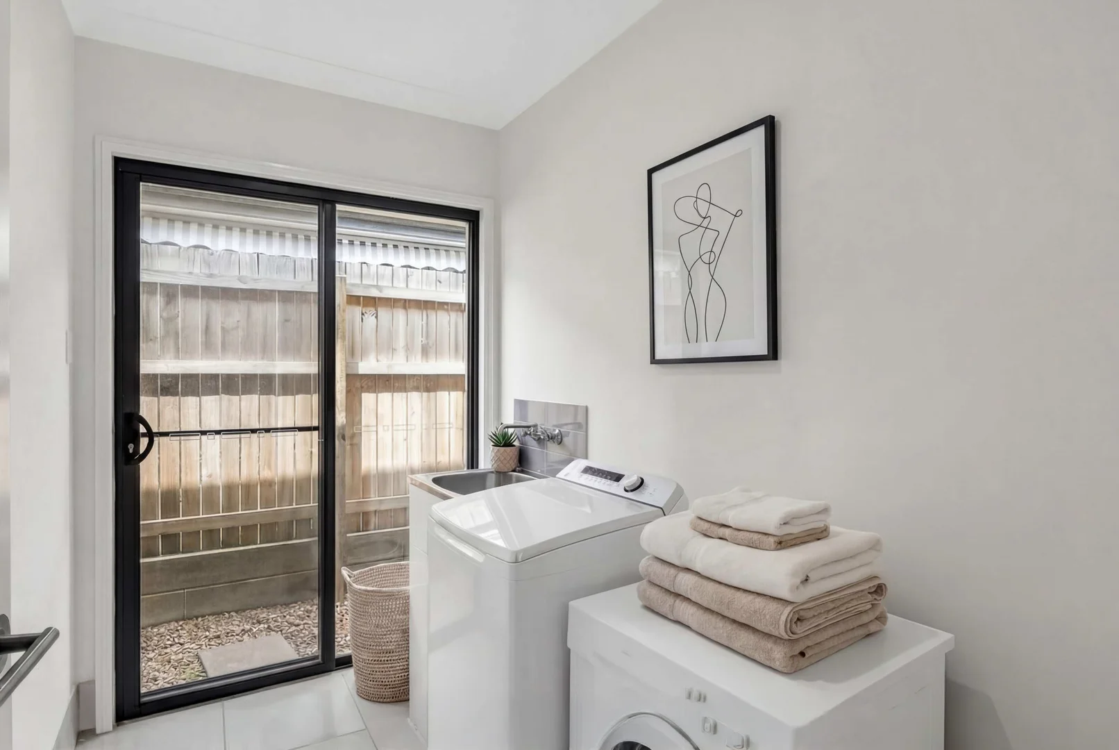 Additional image 14 of 20 Derwent Close, Holmview QLD 4207