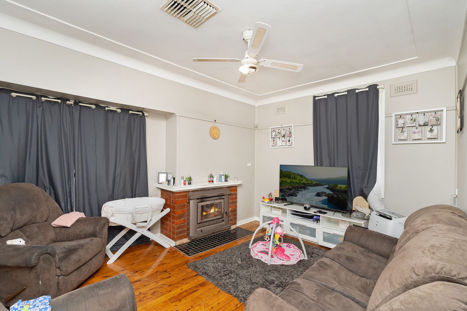 20 Flood Street, Narrandera NSW 2700, Image 2