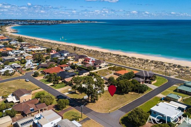 Picture of 20 Creon Way, SILVER SANDS WA 6210