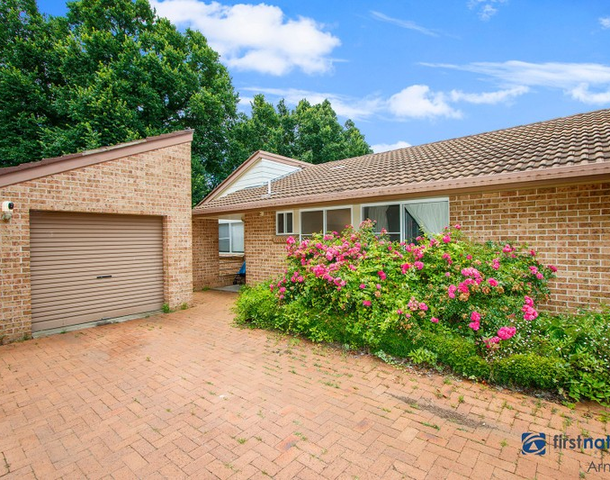 2/33 The Avenue , Armidale NSW 2350