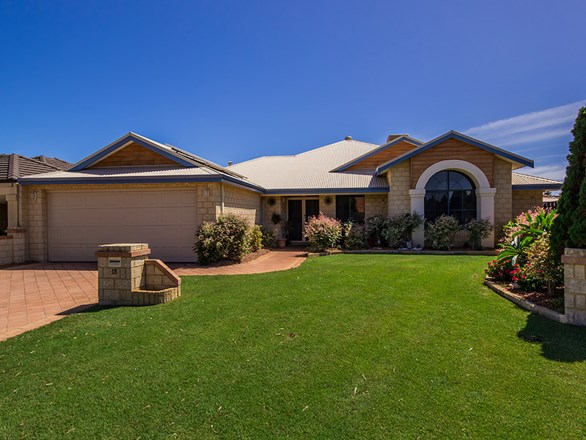 15 Genoa Place, Secret Harbour WA 6173