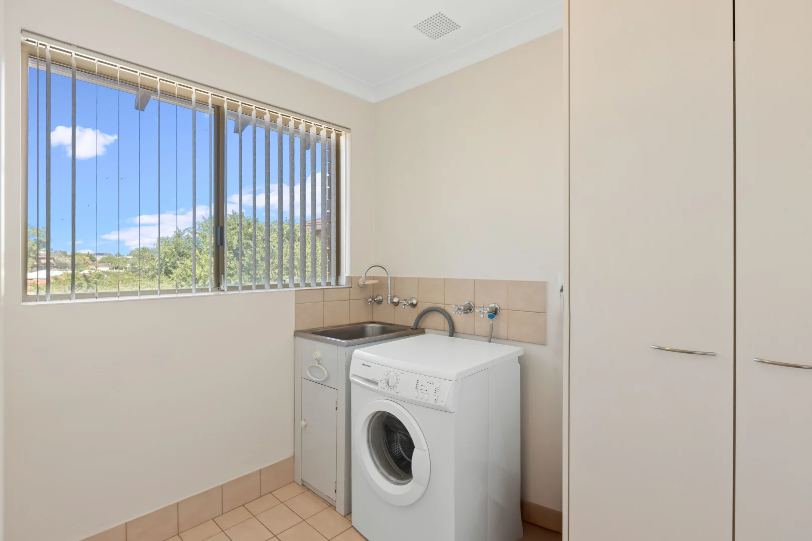 Additional image 15 of 43/7 Harman Road, Sorrento WA 6020