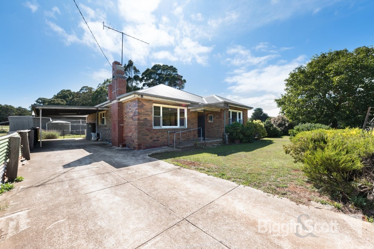 135 Back Settlement Road, Korweinguboora VIC 3461, Image 2