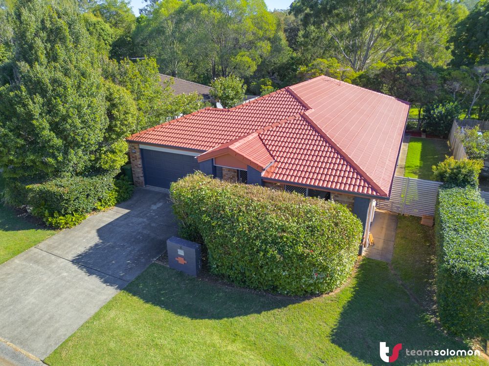 4 bedrooms House in 3 Shaw Place REDLAND BAY QLD, 4165