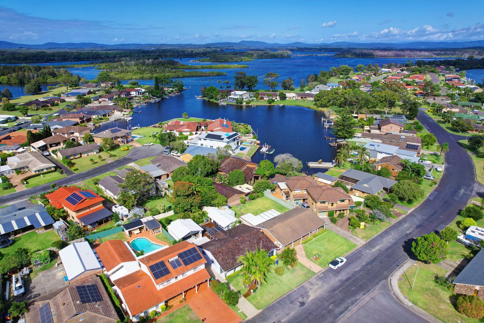 sold-48-taree-st-tuncurry-nsw-2428-on-30-may-2022-2017663067-domain