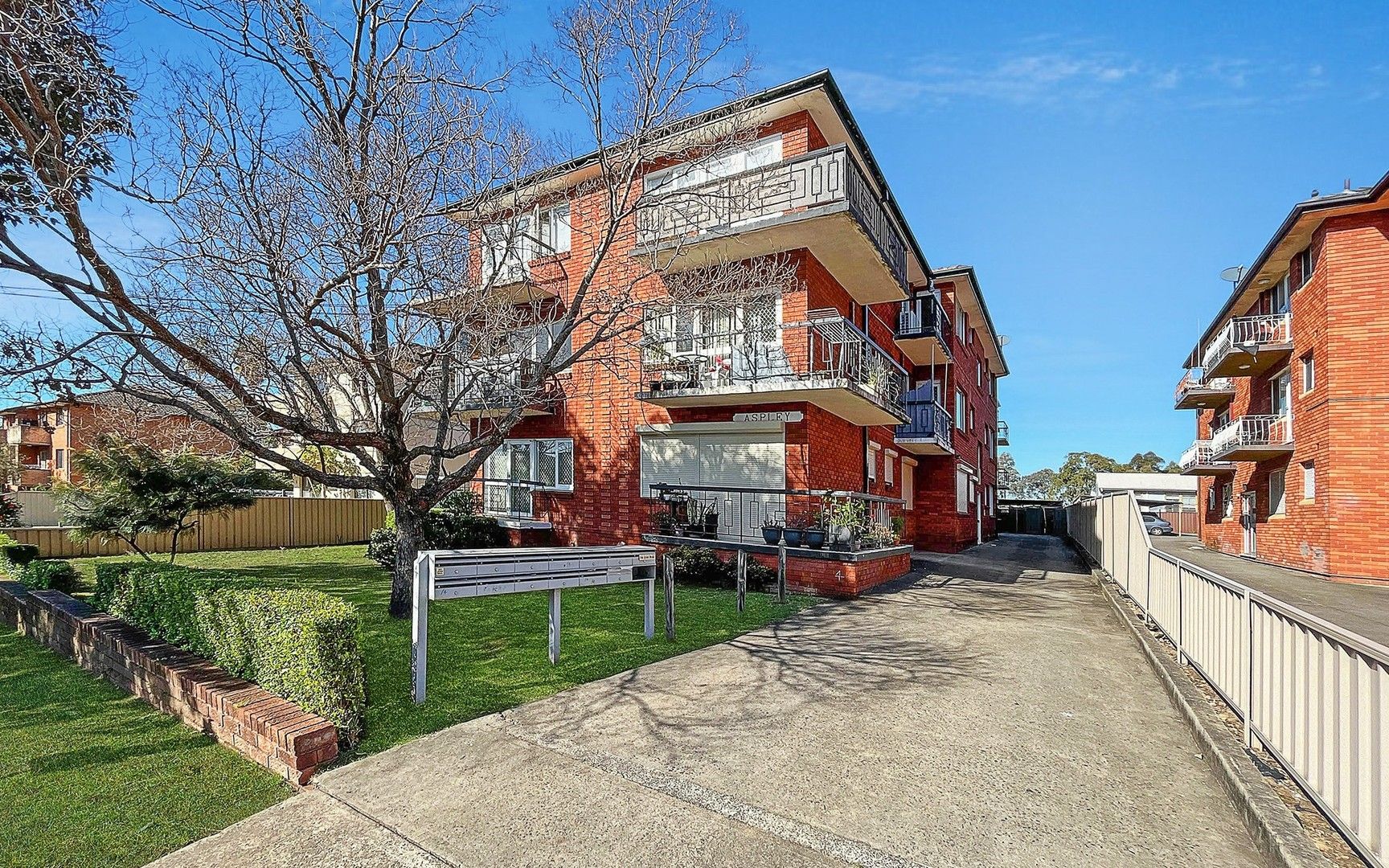 2 bedrooms Apartment / Unit / Flat in 11/4-6 Calliope Street GUILDFORD NSW, 2161