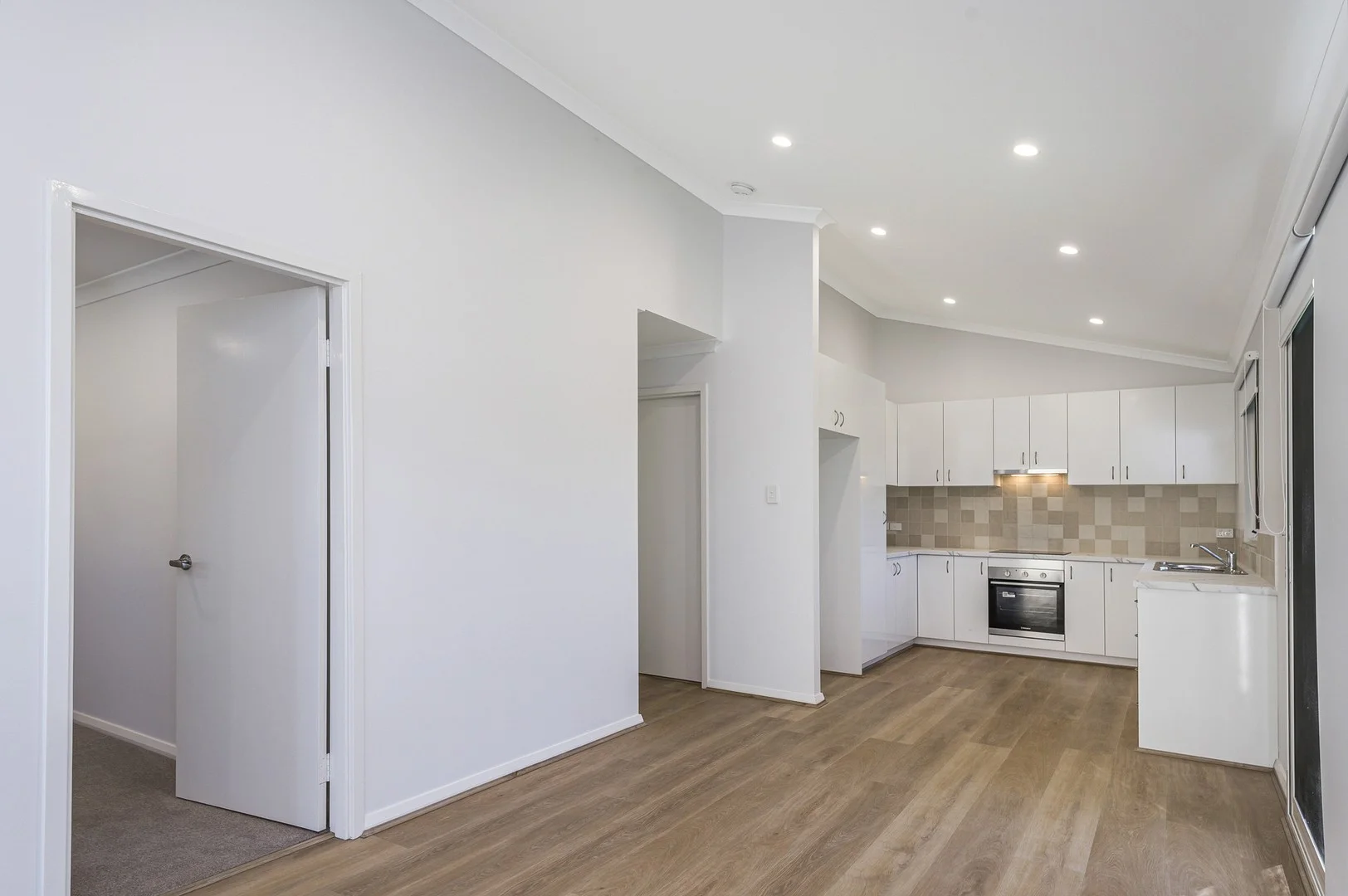 5A Seville Drive, Seville Grove WA 6112