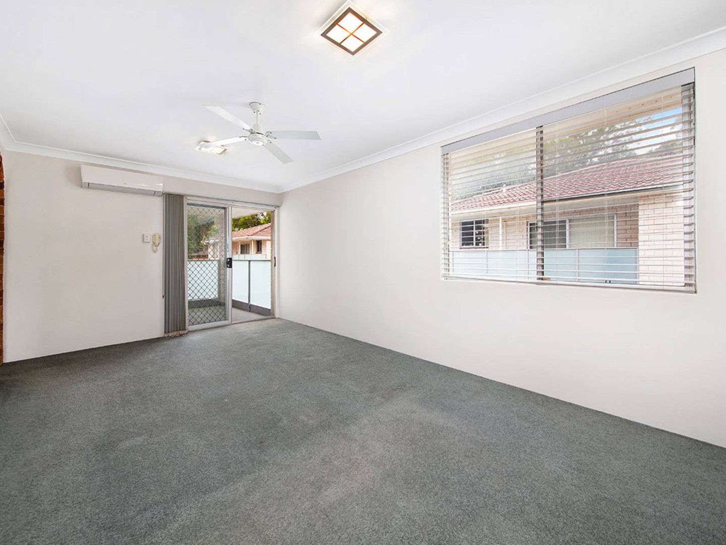 1 bedrooms Apartment / Unit / Flat in 30/28 Port Hacking Road SYLVANIA NSW, 2224
