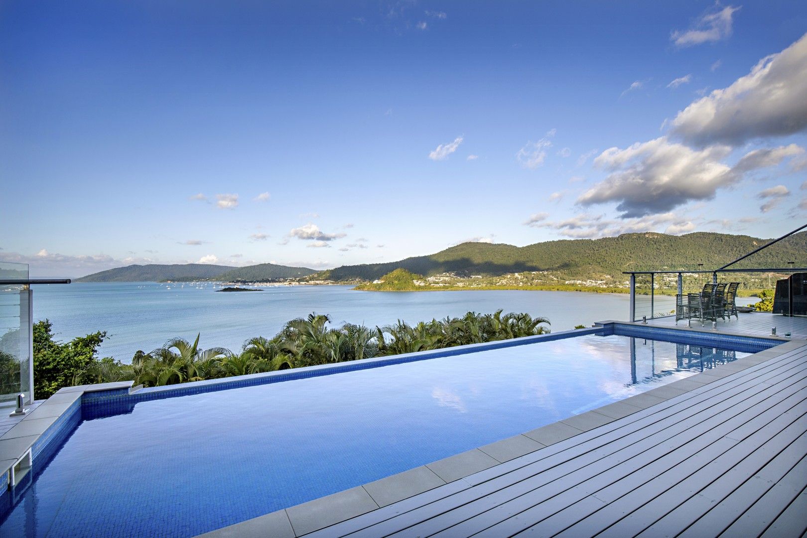 6 bedrooms House in 32/119 Botanica Drive WOODWARK QLD, 4802