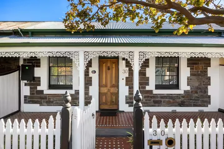 Primary image of 30 Maxwell St, Adelaide SA 5000
