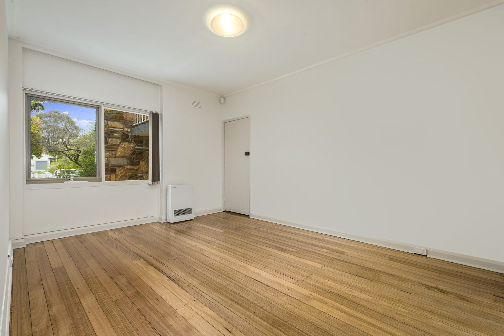 3/8-10 Leicester Street, Heidelberg Heights VIC 3081, Image 1