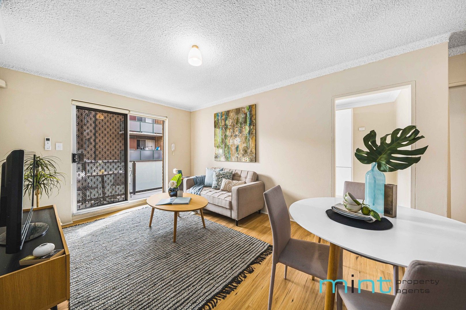 2 bedrooms Apartment / Unit / Flat in 3/69 First Avenue CAMPSIE NSW, 2194