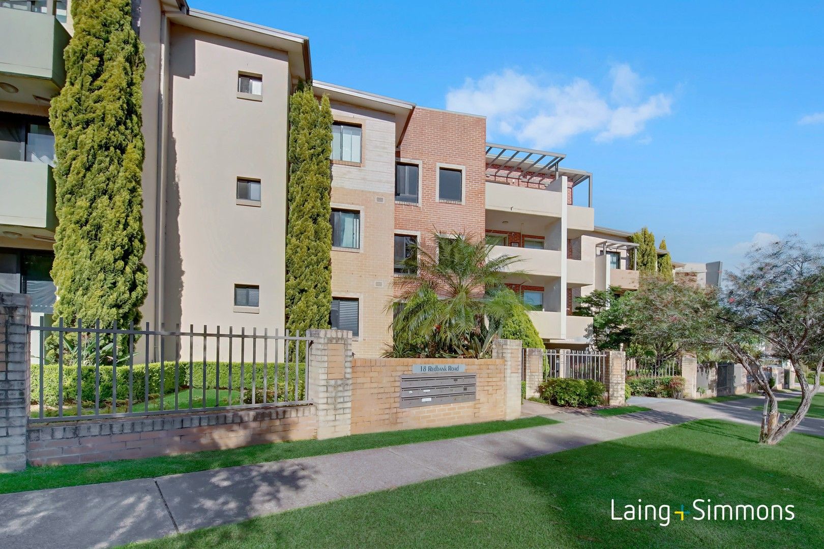 2 bedrooms Apartment / Unit / Flat in 63/6-16 Redbank Road NORTHMEAD NSW, 2152