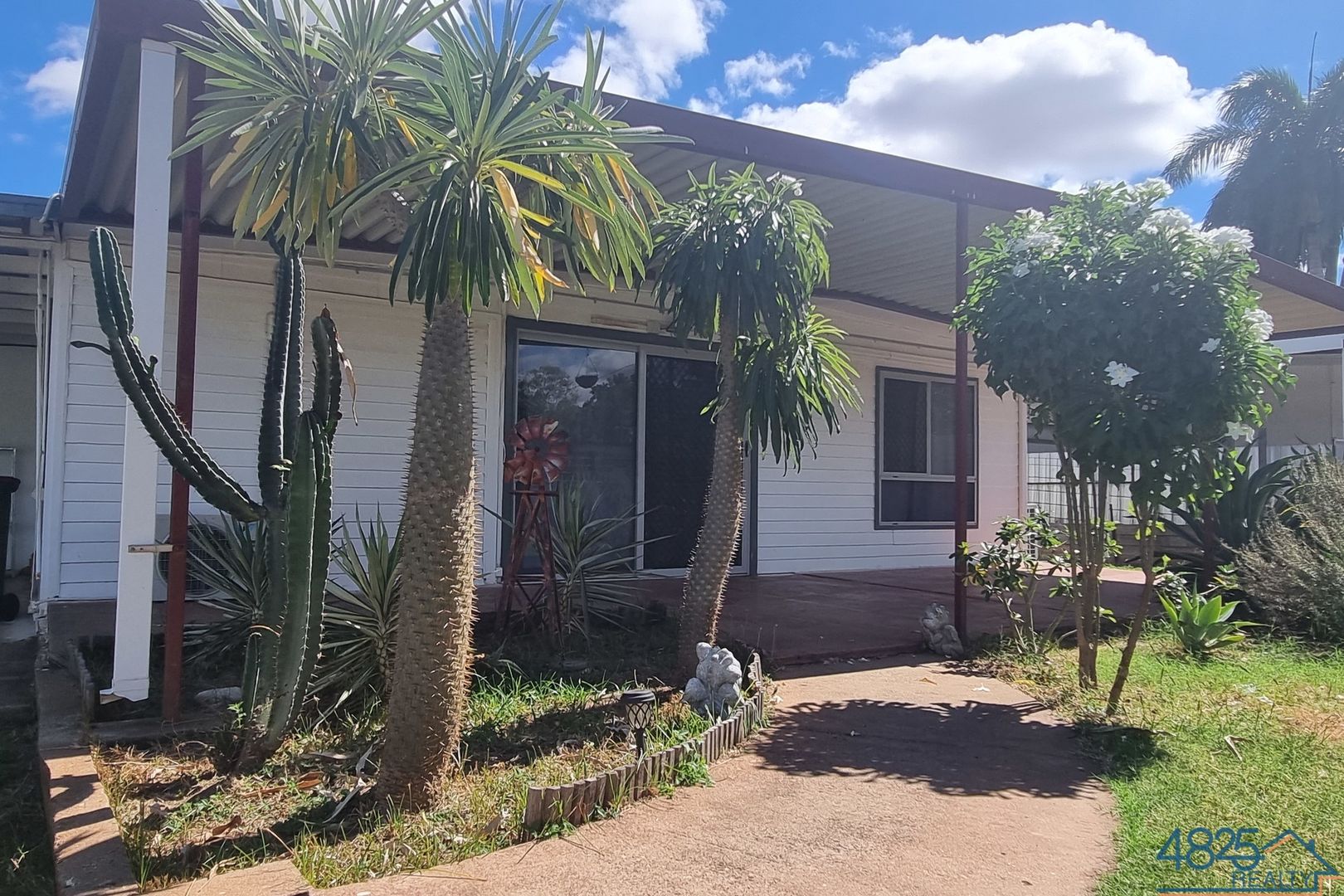 30 Cook Crescent, Mount Isa QLD 4825, Image 1