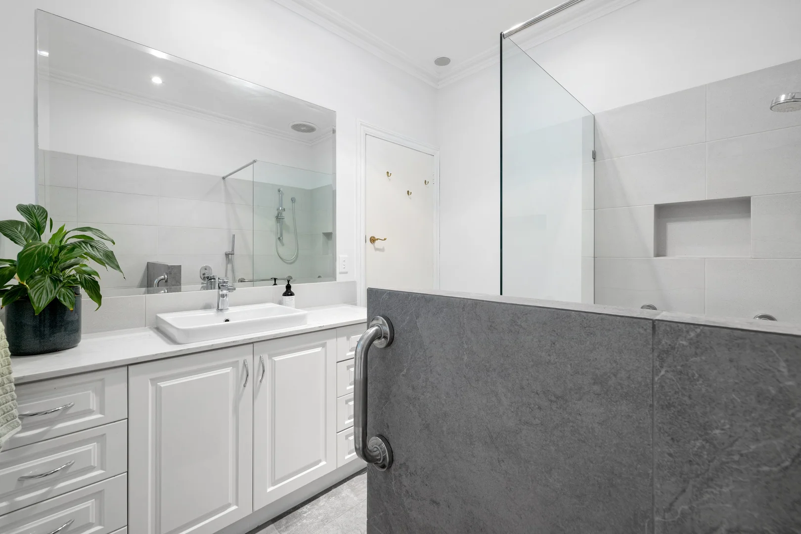 Image 13