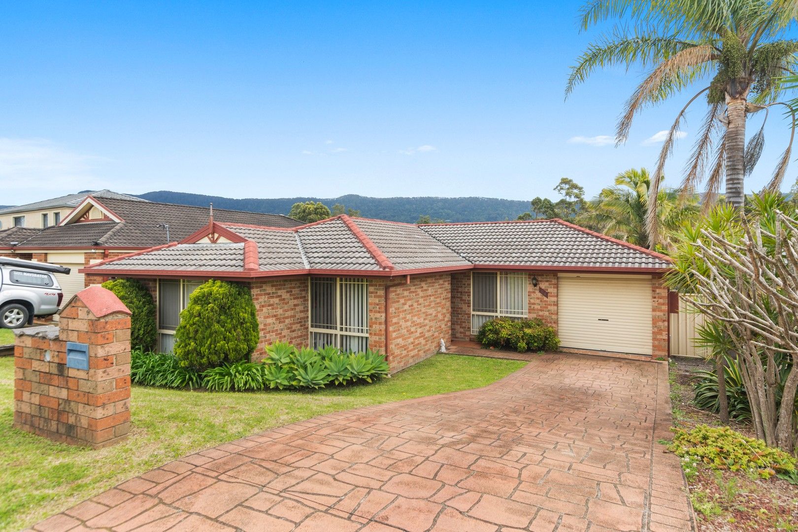 3 bedrooms House in 64 Robins Creek Drive HORSLEY NSW, 2530
