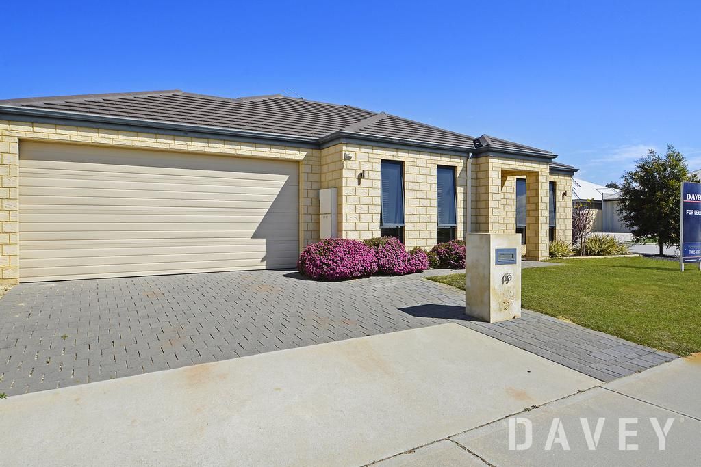 3 bedrooms House in 15 Olivedale Road MADELEY WA, 6065