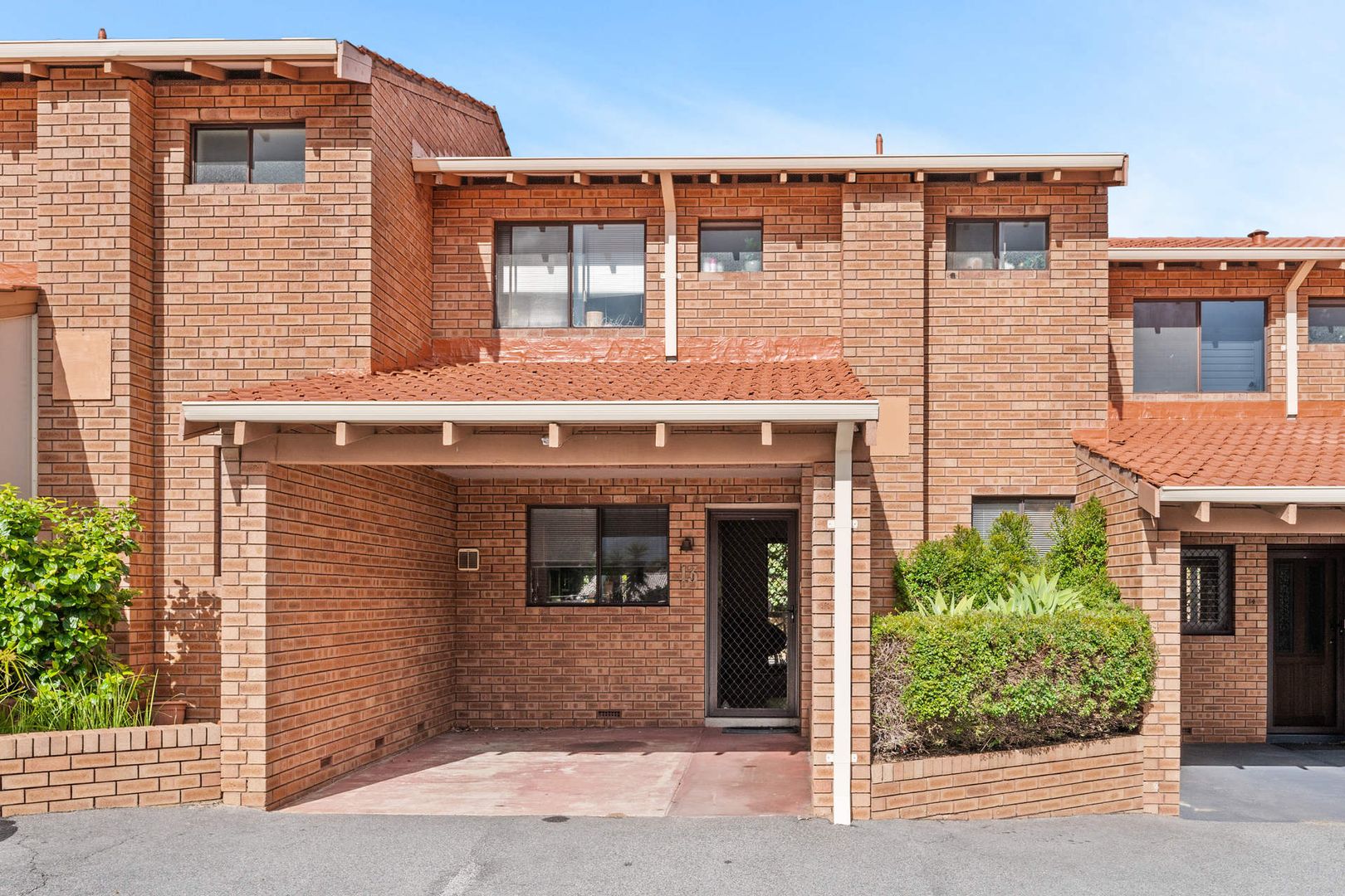 13/8-10 Swan Road, Attadale WA 6156, Image 2