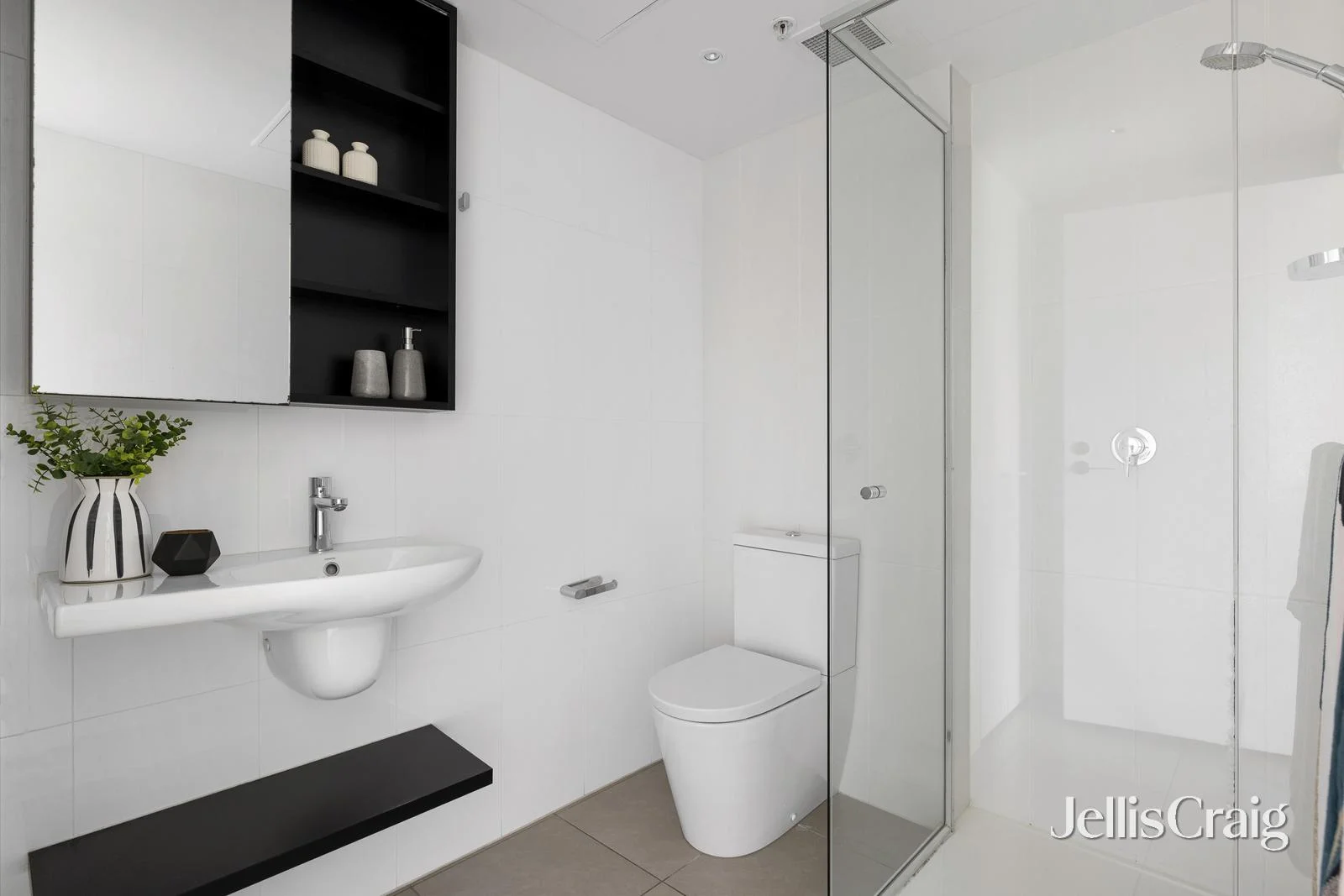 Additional image 11 of 1813/27 Little Collins Street, Melbourne VIC 3000