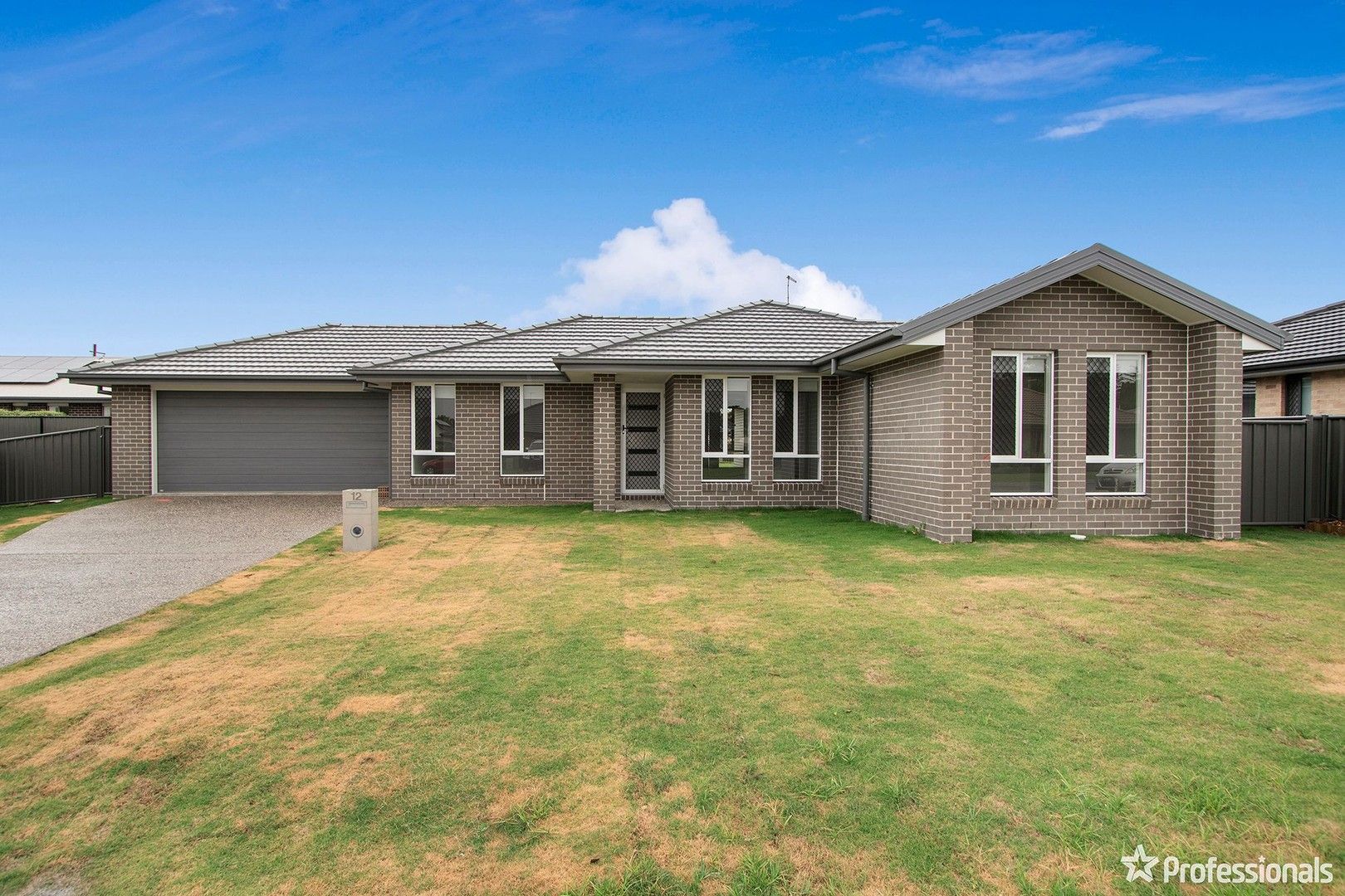 4 bedrooms House in 12 Greaves Close ARMIDALE NSW, 2350