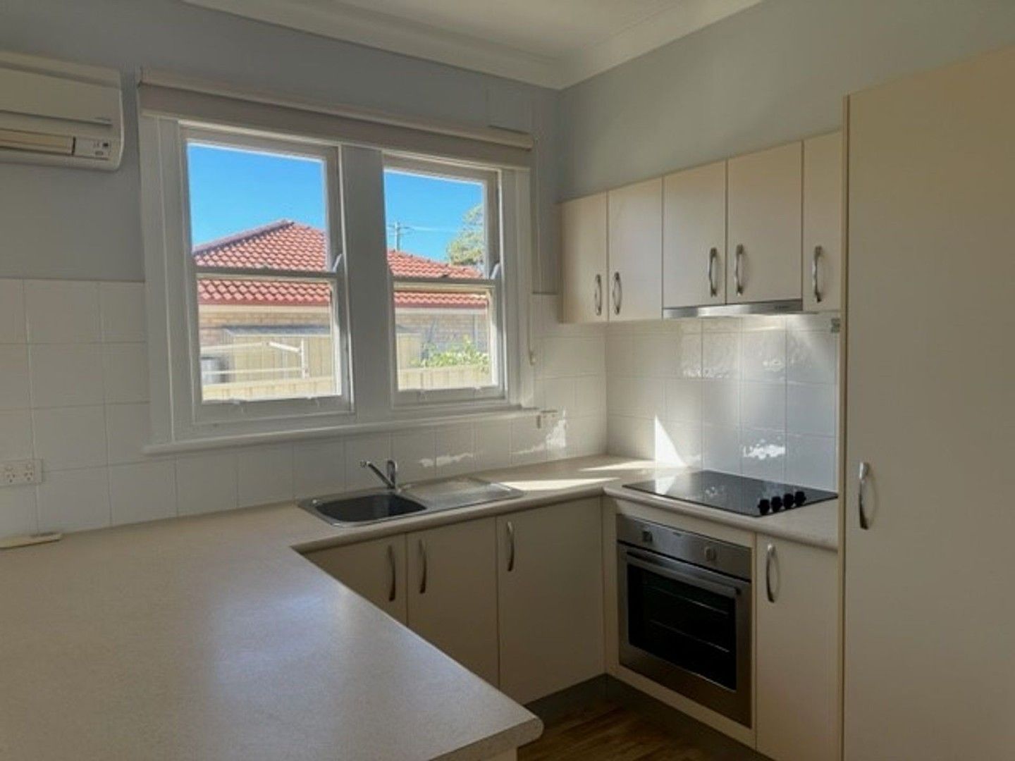 2 bedrooms House in 4 Margaret Street ANNA BAY NSW, 2316