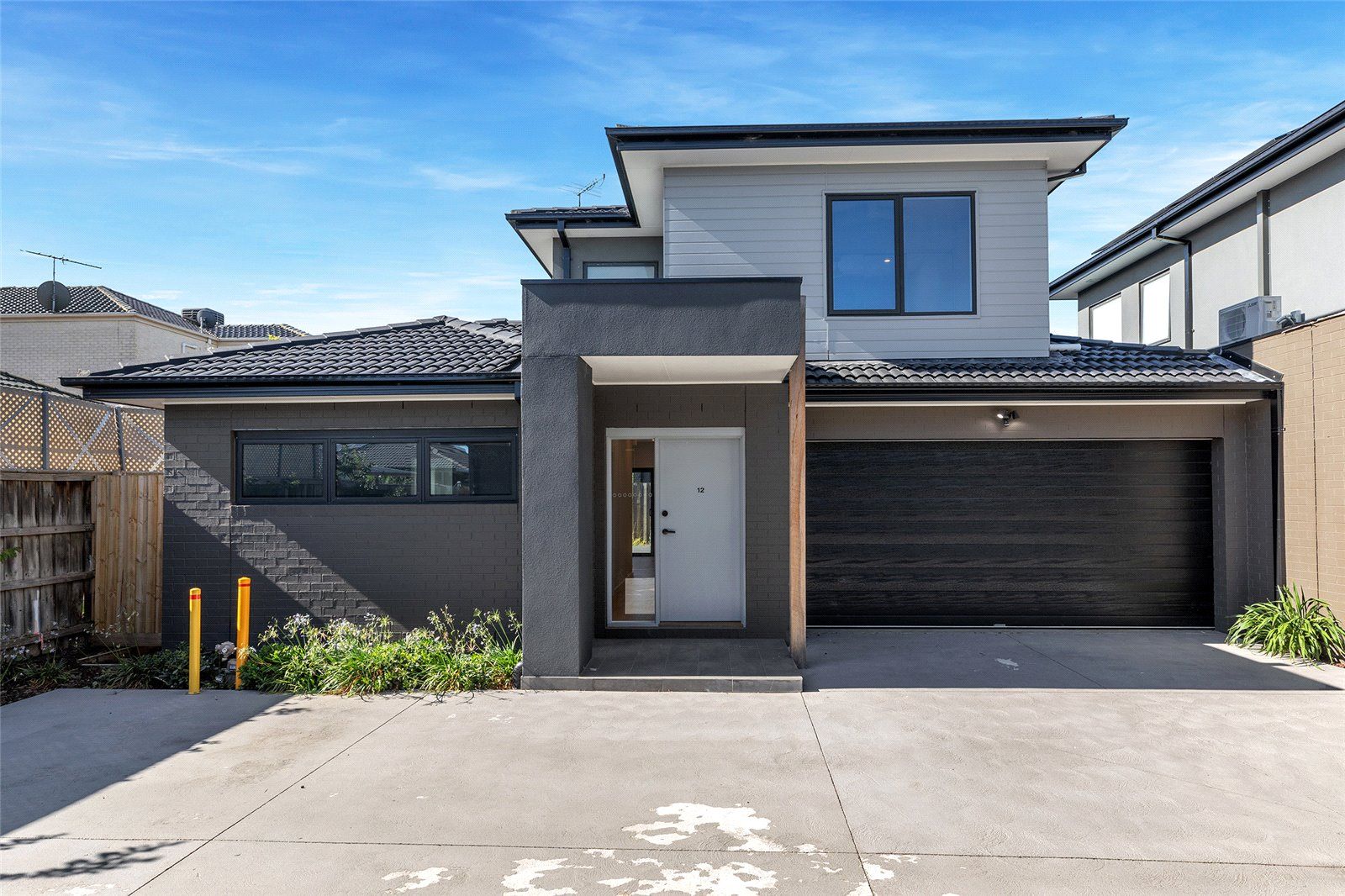 3 bedrooms House in 12 Tiffany Close SPRINGVALE SOUTH VIC, 3172