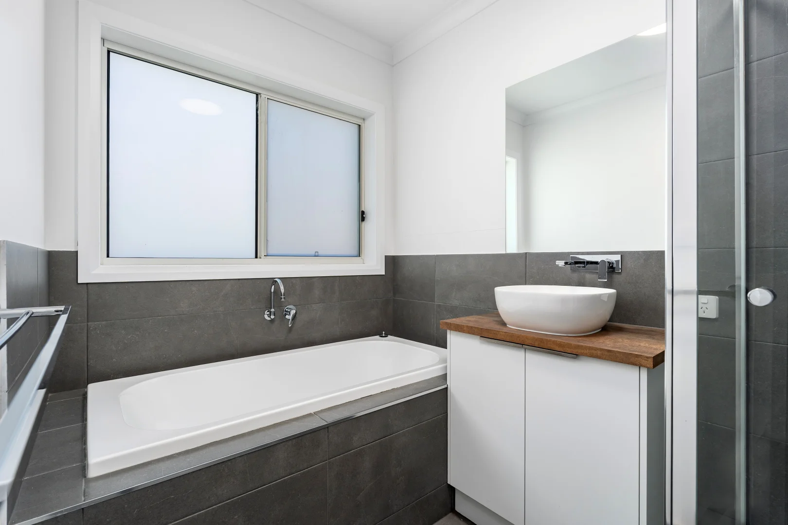 147 STANTON DRIVE, Thurgoona NSW 2640 - House For Rent | Domain