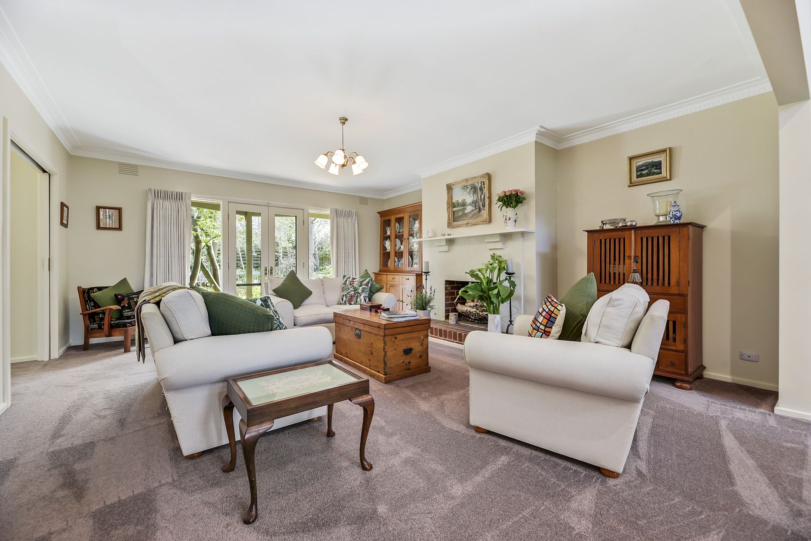 14 Buchanan Road, Berwick VIC 3806, Image 2