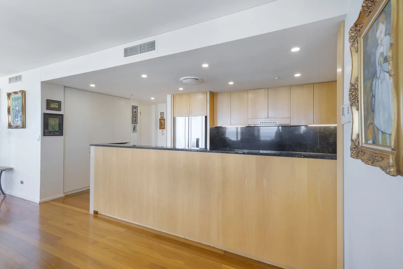 Additional image 7 of 802/61 Shortland Esplanade, Newcastle NSW 2300