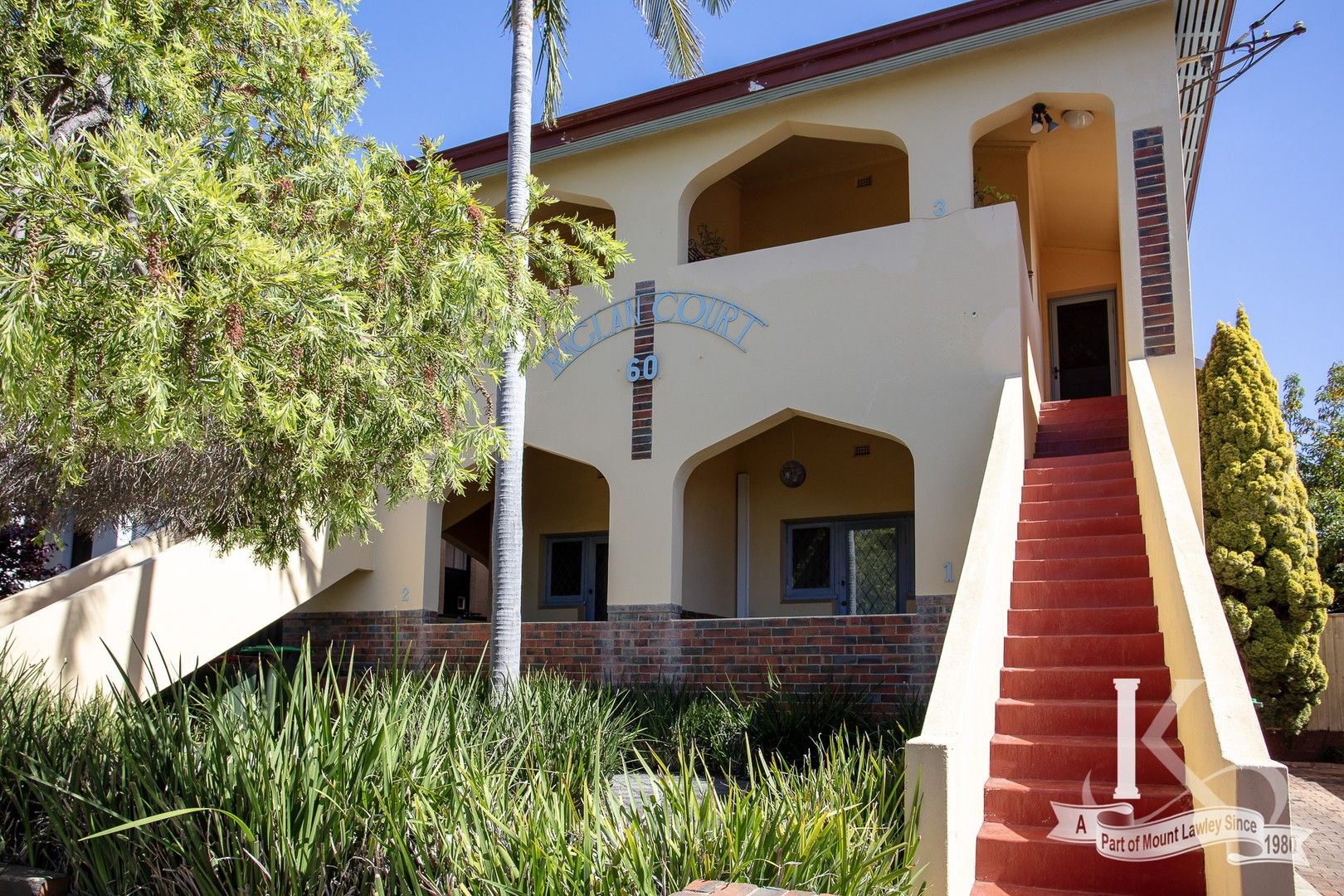 2 bedrooms House in 1/60 Raglan Road MOUNT LAWLEY WA, 6050