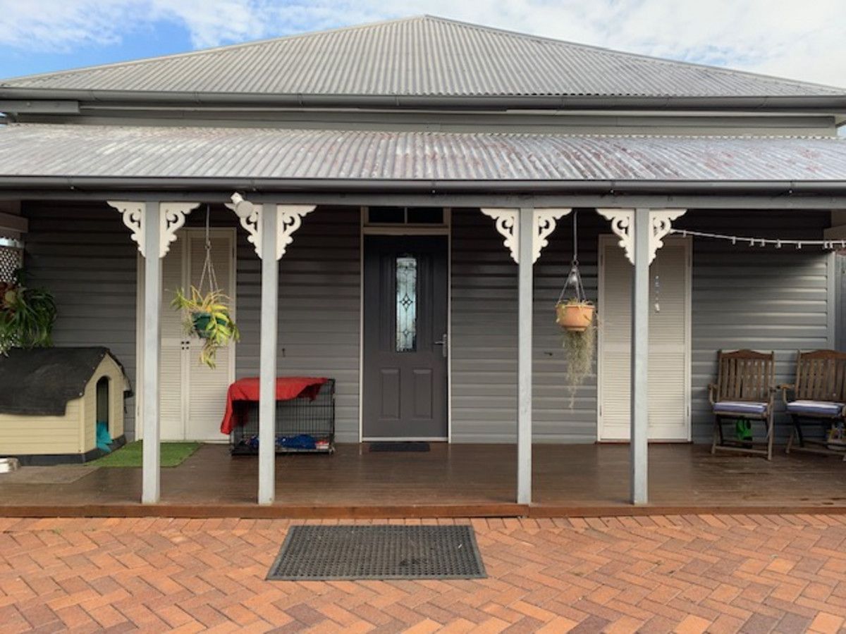 3 bedrooms House in 90 Musgrave Road RED HILL QLD, 4059