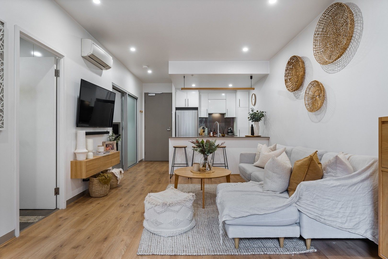 2 bedrooms Apartment / Unit / Flat in 1/10 Stanley Street COLLINGWOOD VIC, 3066