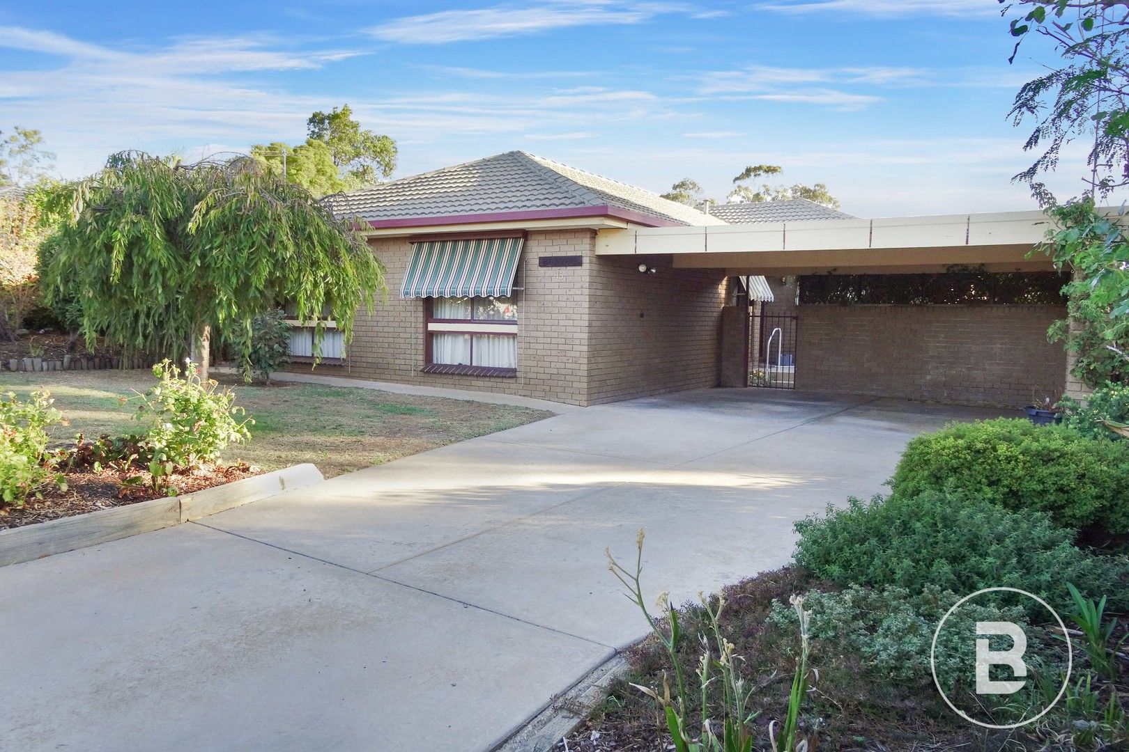 3 bedrooms House in 45 Nabilla Crescent STRATHDALE VIC, 3550