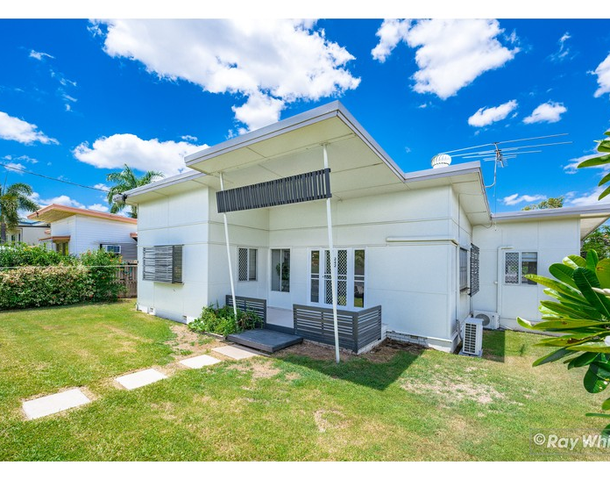 242 Elphinstone Street, Koongal QLD 4701