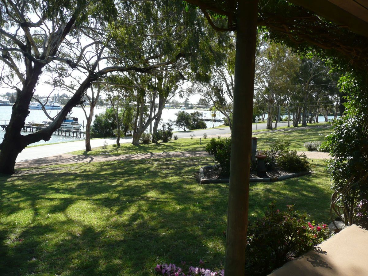 125 Western Boulevard, Raymond Island VIC 3880, Image 2