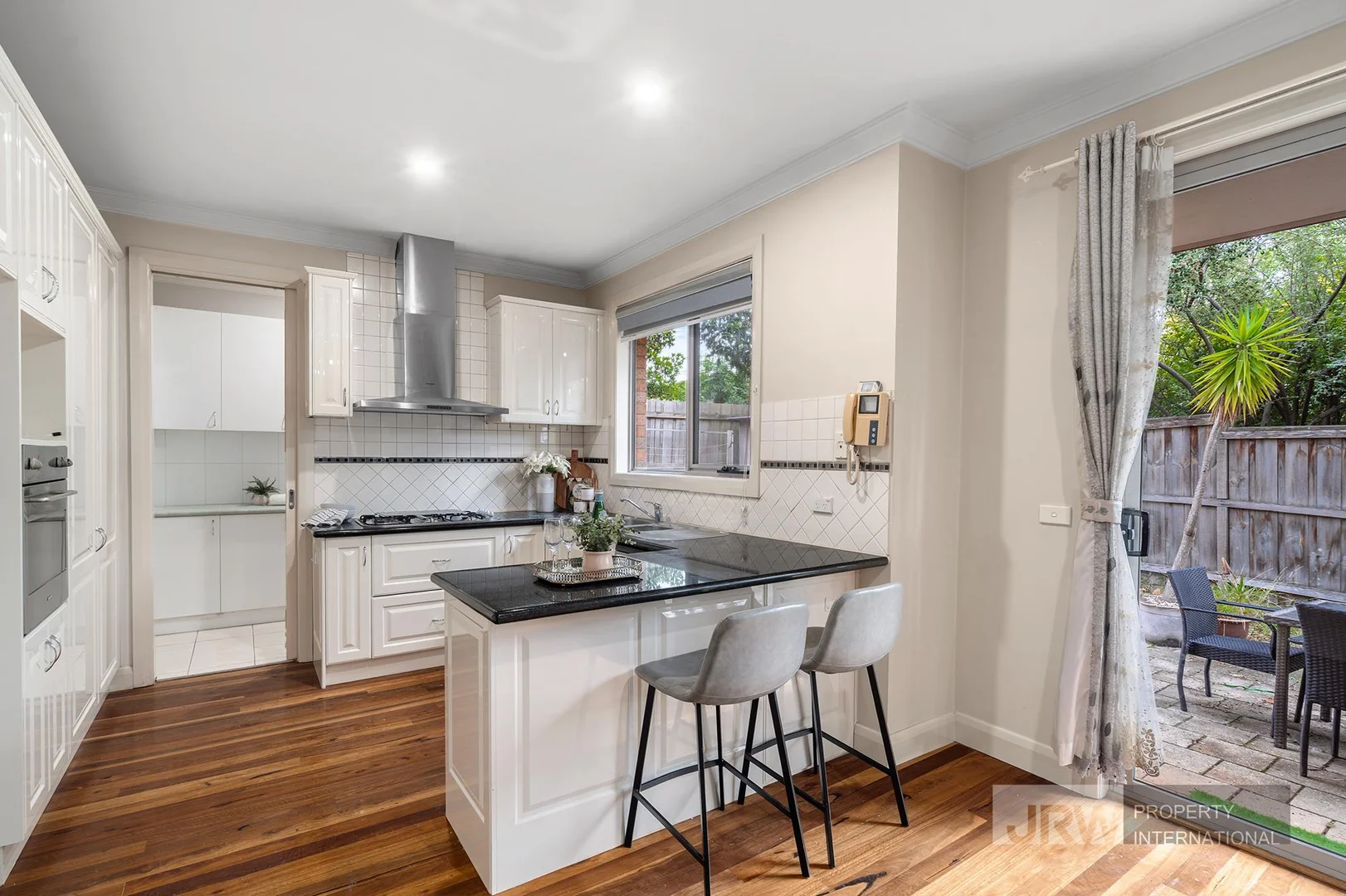 Additional image 5 of 2/6 Harry Court, Mount Waverley VIC 3149